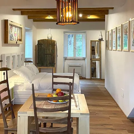 דירה Castello Di Granarola Relais - Adults Friendly - גראדארה