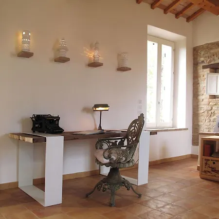 דירה Castello Di Granarola Relais - Adults Friendly - גראדארה