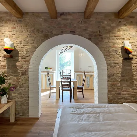 דירה Castello Di Granarola Relais - Adults Friendly -